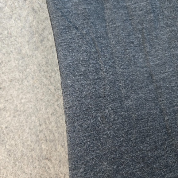 Lululemon T-Shirt Mens Large Gray Heather Short Sleeve Athletic Essential Casual - Picture 4 of 7